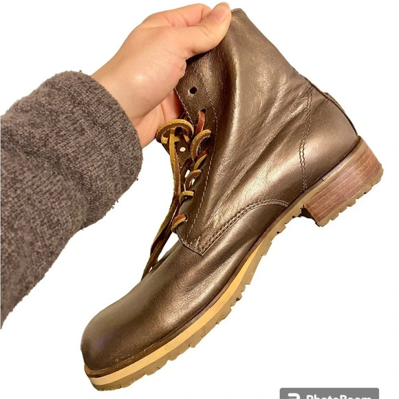 Gee Wawa Bronze Leather  Boots Size 6.5 Women's - Picture 7 of 10